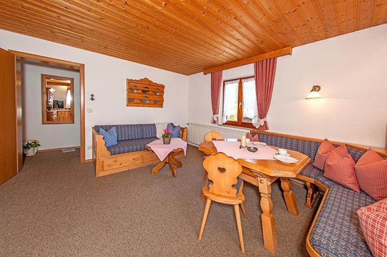 Gästehaus Menkenbauer Ruhpolding Exterior foto